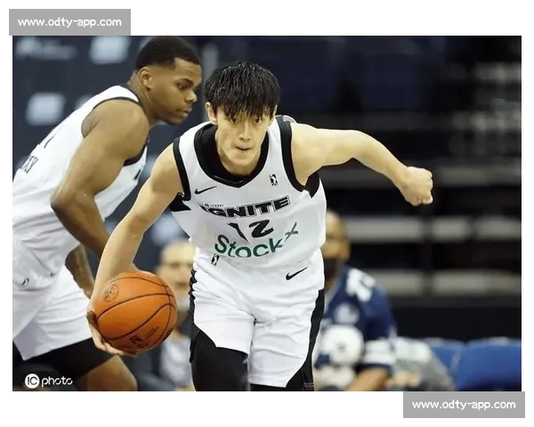 名记曝曾凡博签约篮网！中国新星官宣冲击 NBA，合同细节与伤病隐情全解析