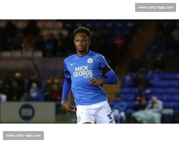 英甲锋霸杰德 - 琼斯自由身投德甲！彼得堡联痛失千万级摇钱树